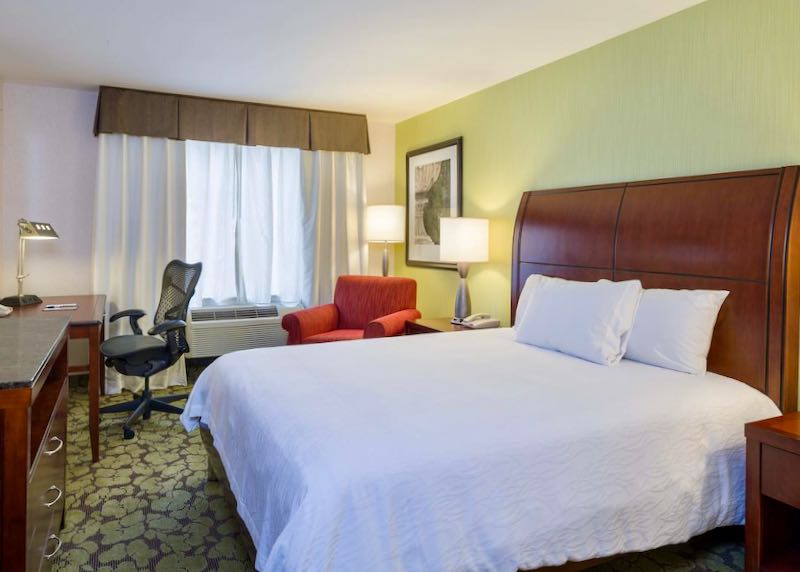 Jfk Airport 3 Star Hotel Hilton Garden 