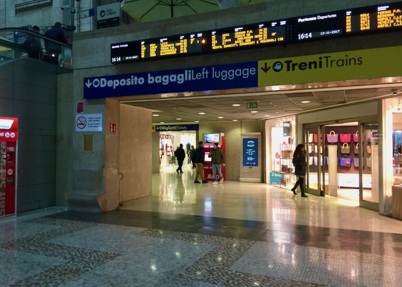 Entrance to the left luggage booth at Milano Centrale Station
