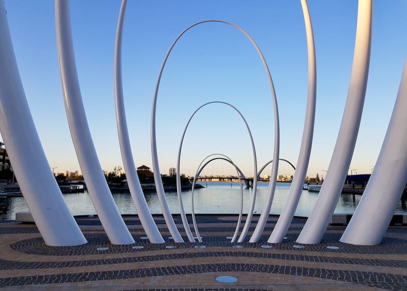 Elizabeth Quay features a lot of cafes and a bus station.