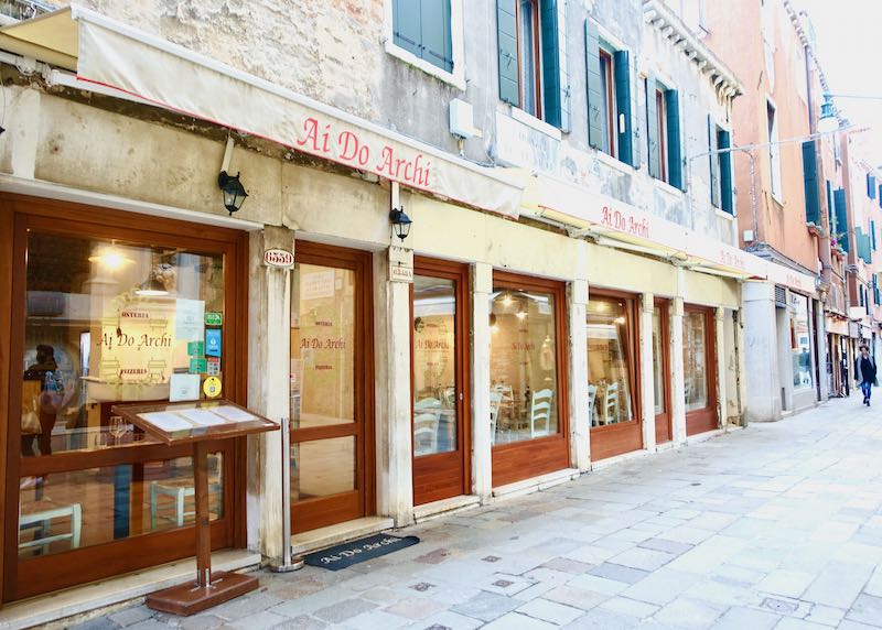 Ai Do Archi restaurant in Venice, Italy