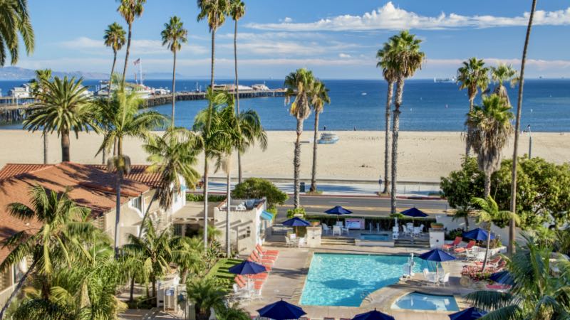 Where to stay on the Santa Barbara Beach.
