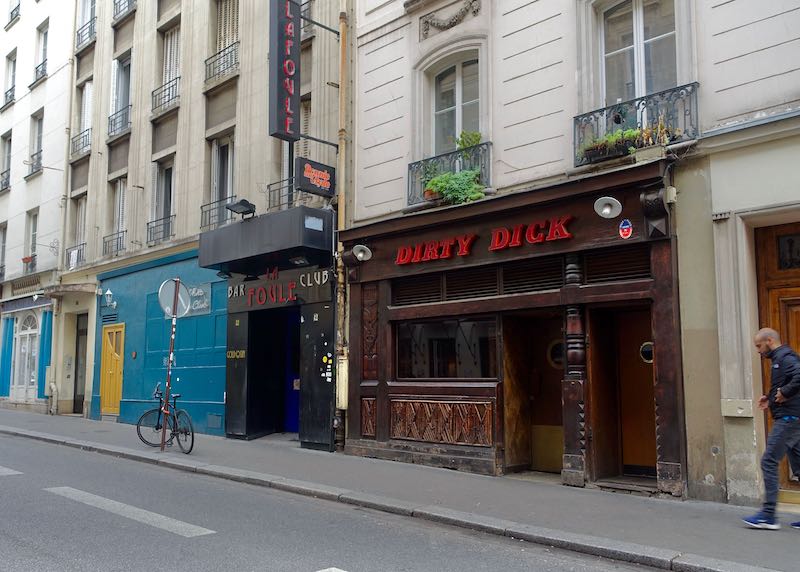 Dirty Dick bar in Paris