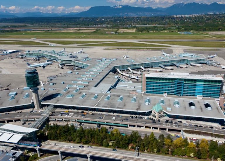 8 BEST HOTELS near VANCOUVER AIRPORT - With Free Shuttle