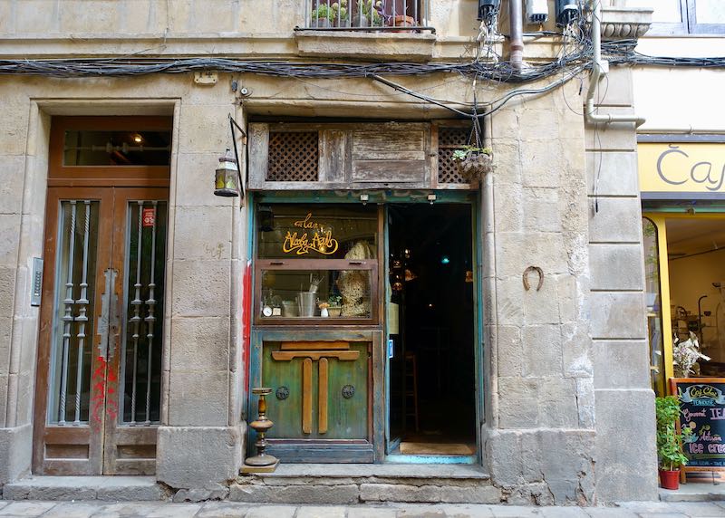 La Alcoba Azul tapas bar in Barcelona