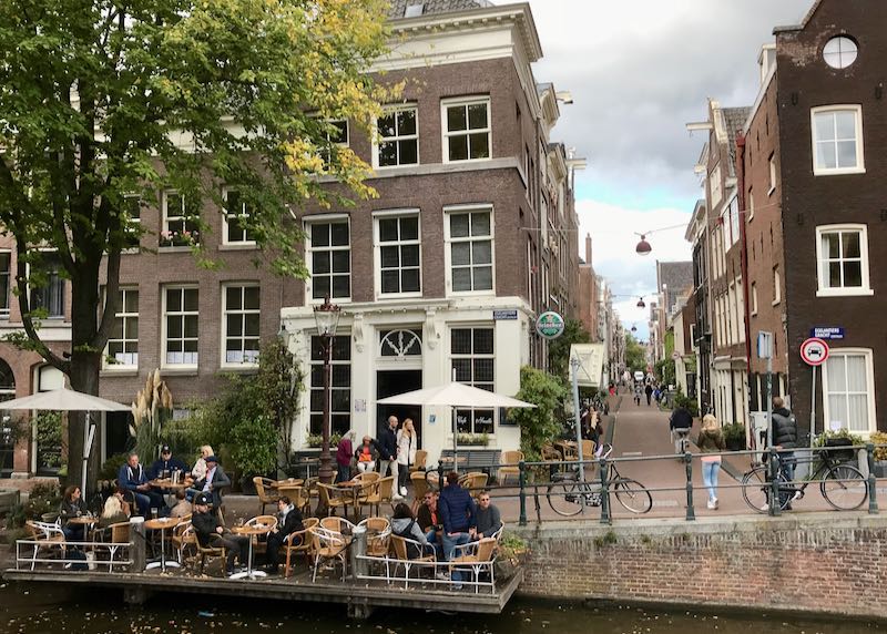 ‘t Smalle is popular for its selection of local jenevers and outdoor terrace.