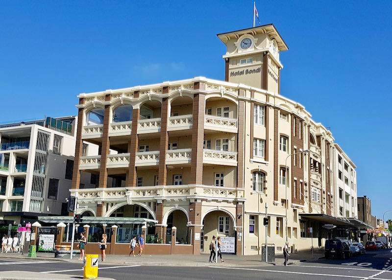 Review of Hotel Bondi in Sydney.