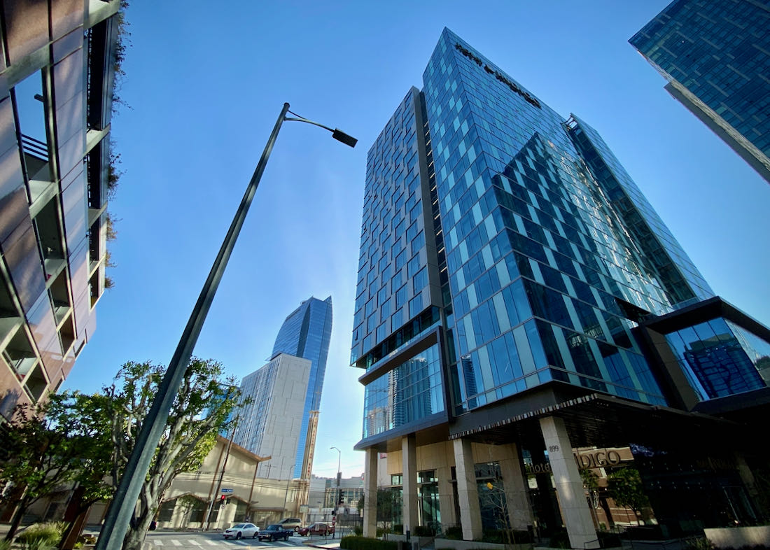 Downtown Hotel near Staples Center (for Lakers, Clippers, and Kings games)