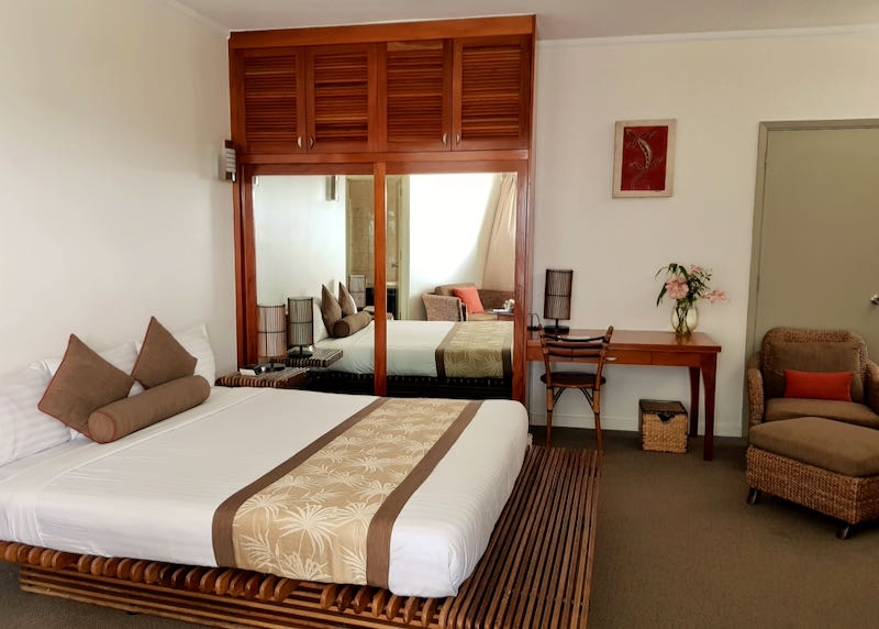 Review of Tanoa Plaza Hotel in Fiji
