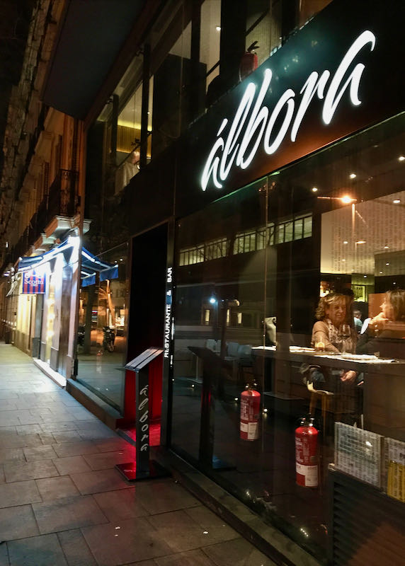 Michelin-starred Álbora serves stews, pies, and tasting menus.
