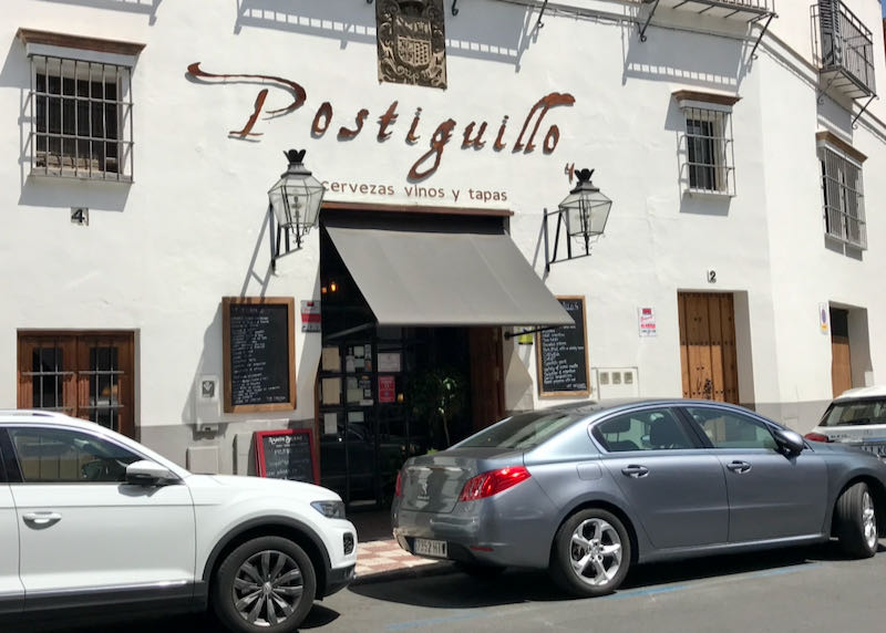 Bar Postiguillo is a popular tapas bar