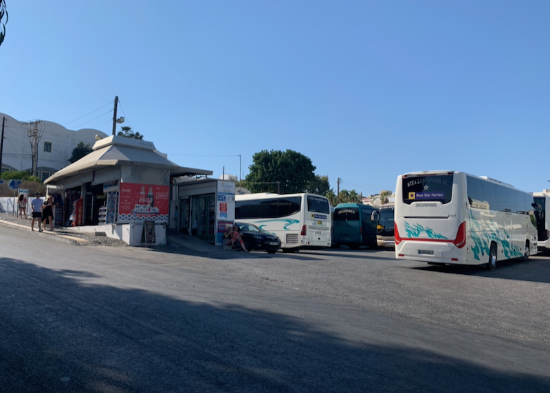 bus station