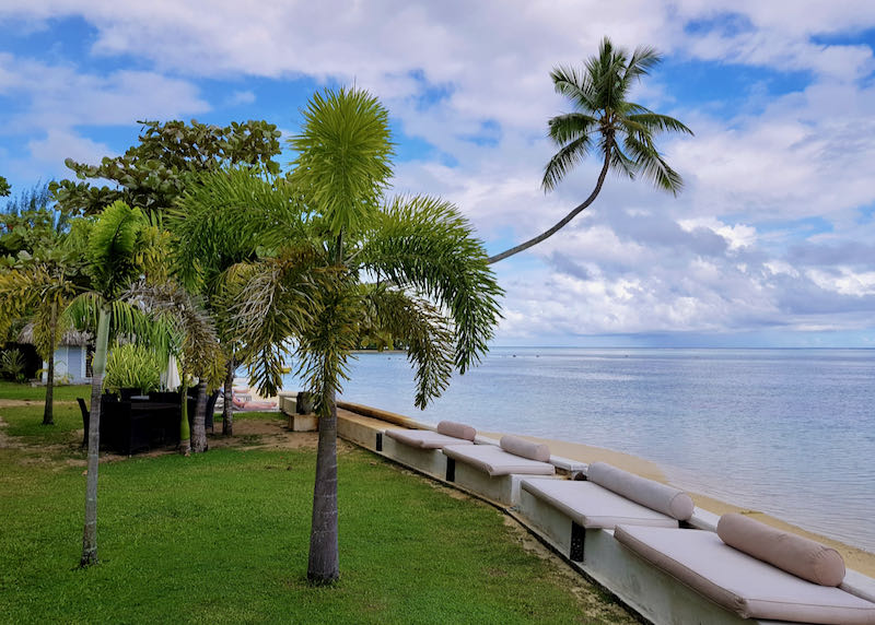 Review of Moorea Beach Lodge Hotel in Tahiti