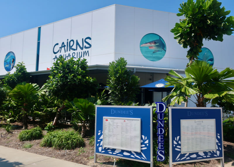 Cairns Aquarium is nearby.