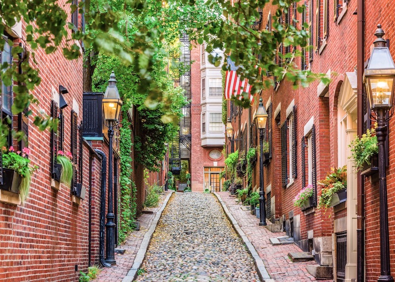 Iconic Acorn Street in Beacon Hill, Boston