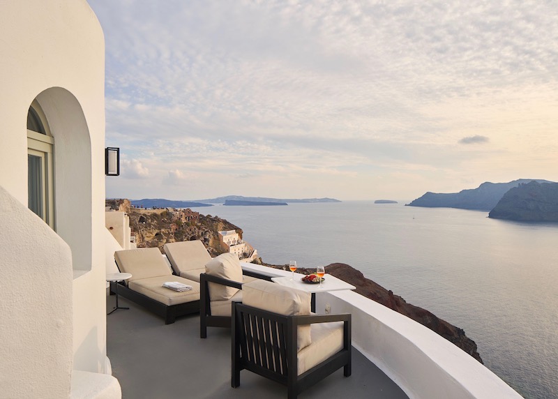 A terrace of a Double Room at Charisma Suites in Oia