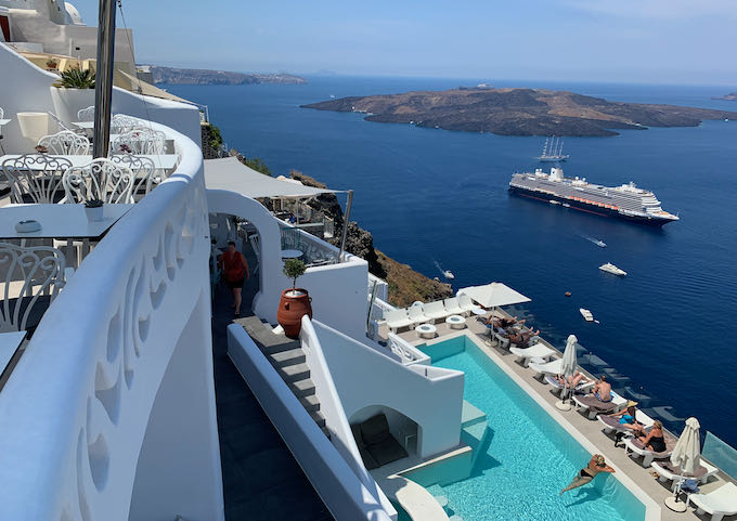 ATHINA LUXURY SUITES in Santorini - Hotel Review & Map