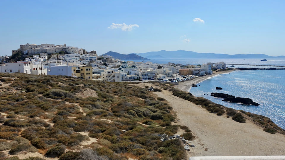 Hotel in Naxos Town near ferry.