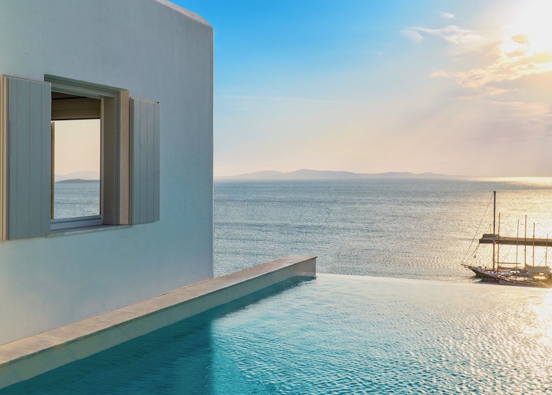 Private pool of the Laveer One Bedroom Suite at Mykonos Riviera Hotel in Tourlos