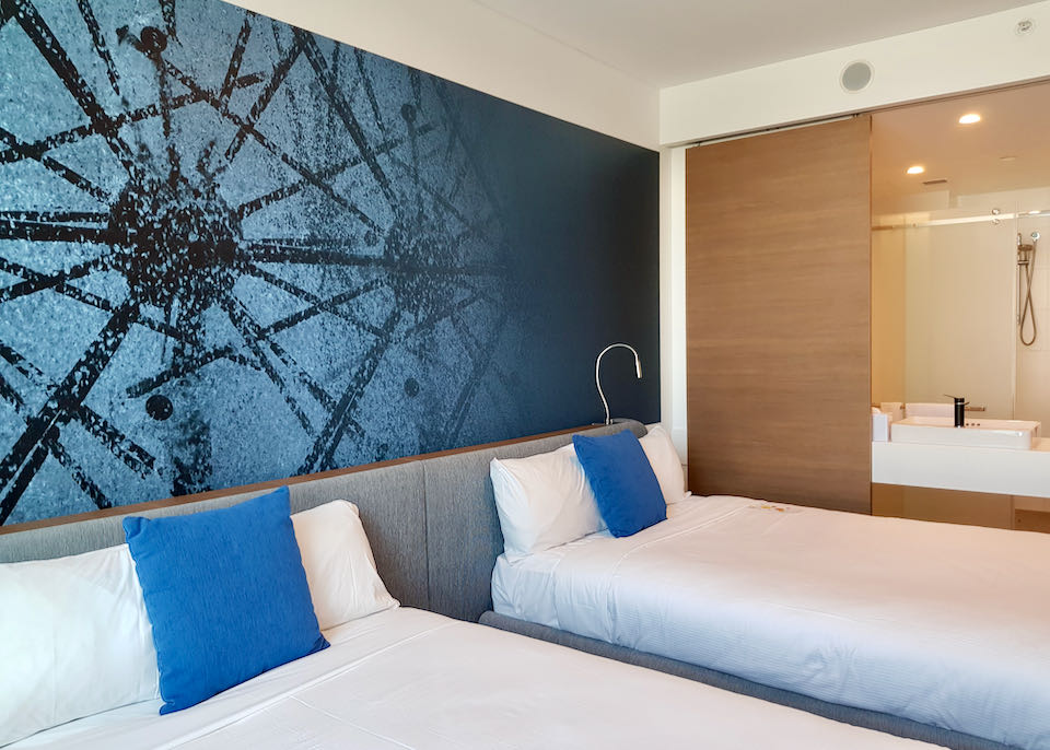Several rooms have open-plan bathrooms.