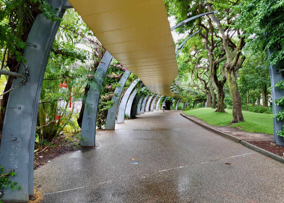 Brisbane Airtrain  South Bank Parklands