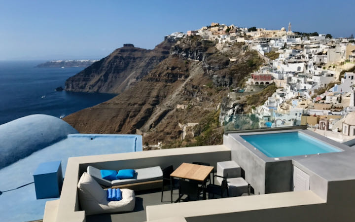 Hotel in Fira, Santorini with Private Pool.