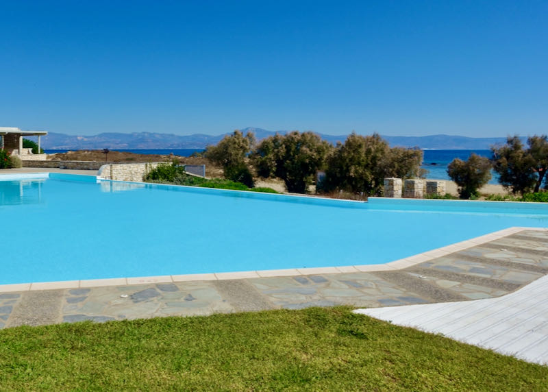 Acquamarina Hotel at Nea Chrissi Akti Beach in Paros