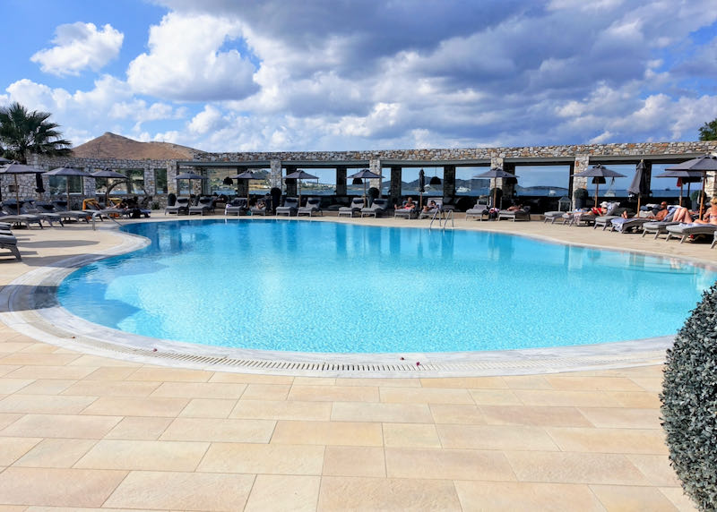 Saint Andrea Seaside Resort in Livadia, Paros