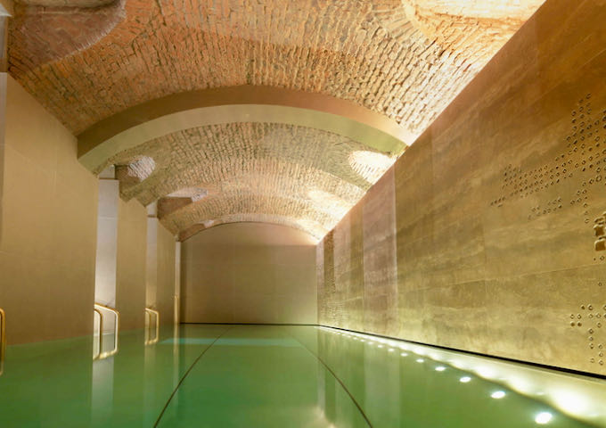 Best 5-star hotel with indoor swimming pool in Milan.
