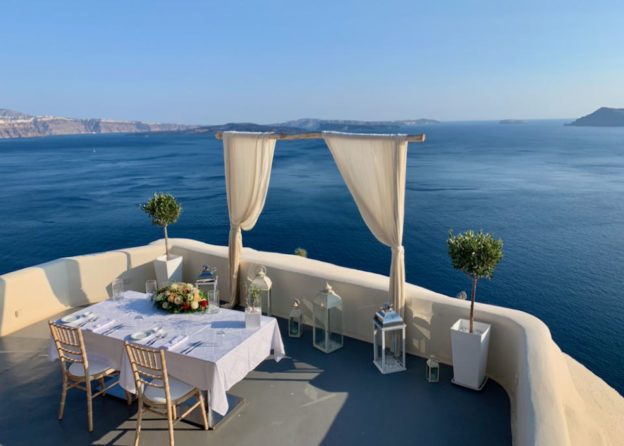 The Best Restaurants In Santorini My Favorites