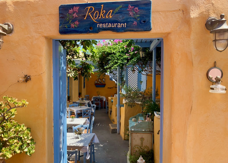 Great restaurant in Oia.