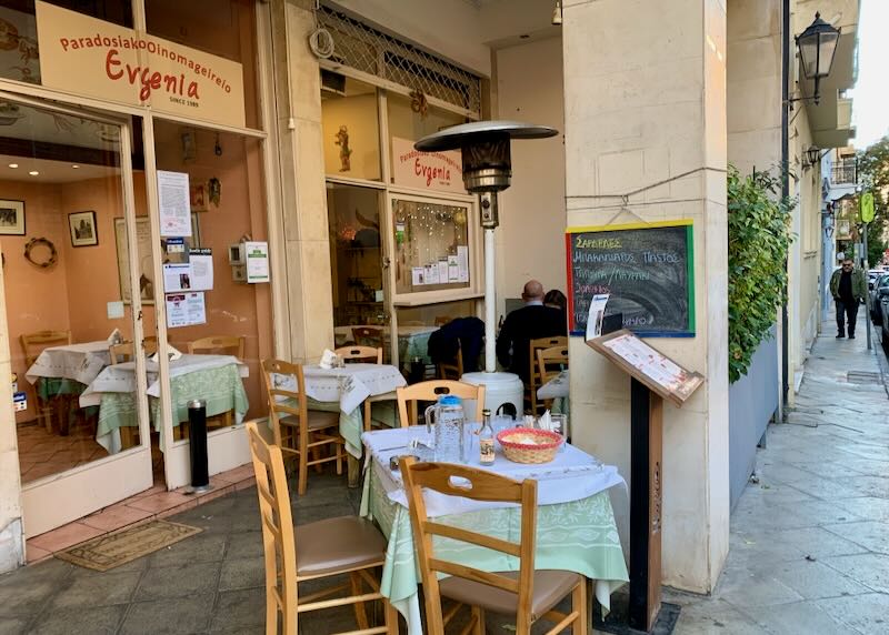 Review of Evgenia (To Paradosiako) restaurant in Athens, Greece