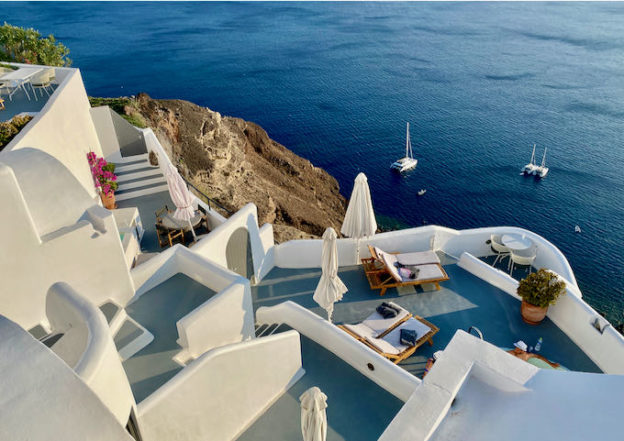 IKIES in Santorini - Review with Photos & Hotel Map