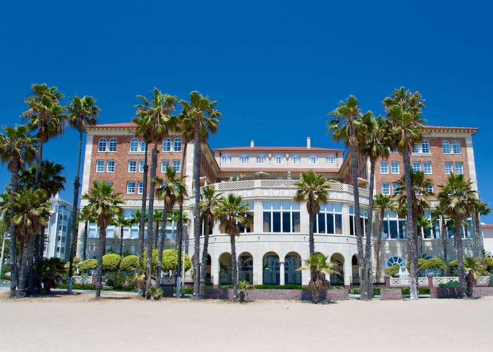 Best beach hotel in Los Angeles.