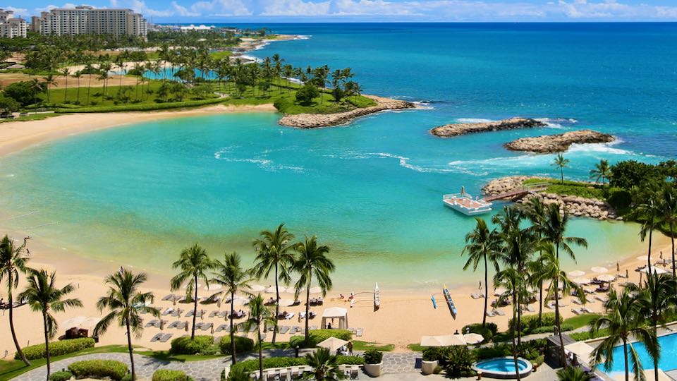 5-star beach resort in Oahu.