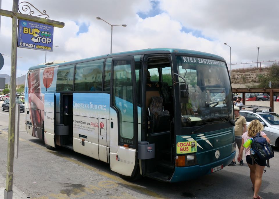 Santorini airport bus