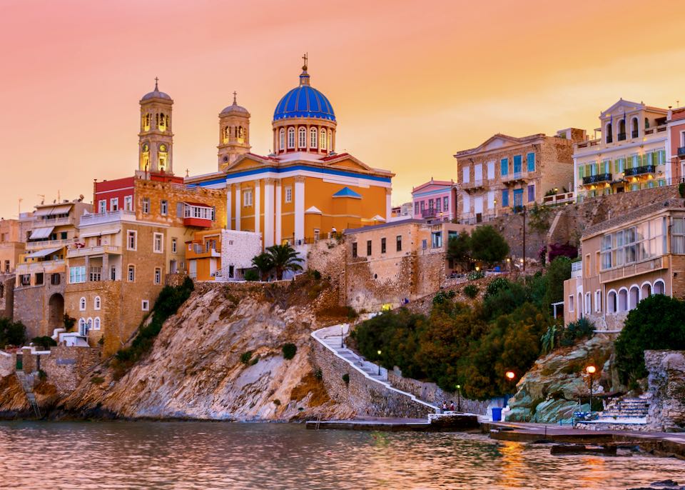 Where to stay in Syros.