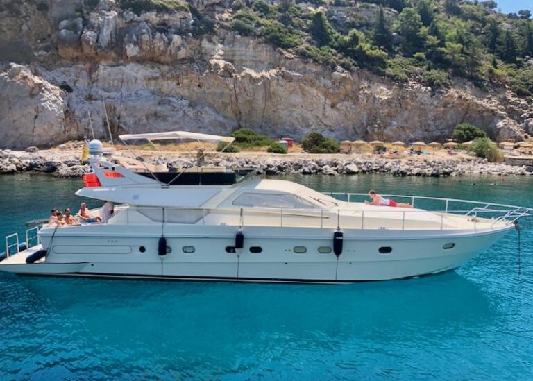 private yacht hire rhodes