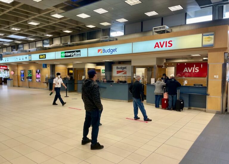 CAR RENTAL at KELOWNA AIRPORT