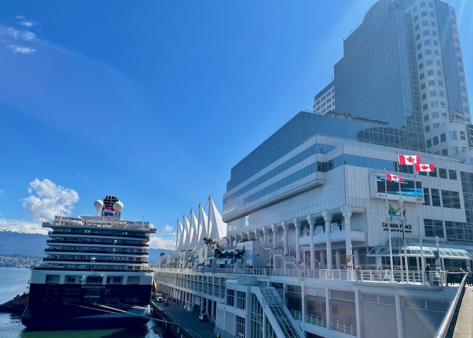Hotels at Vancouver cruise port.