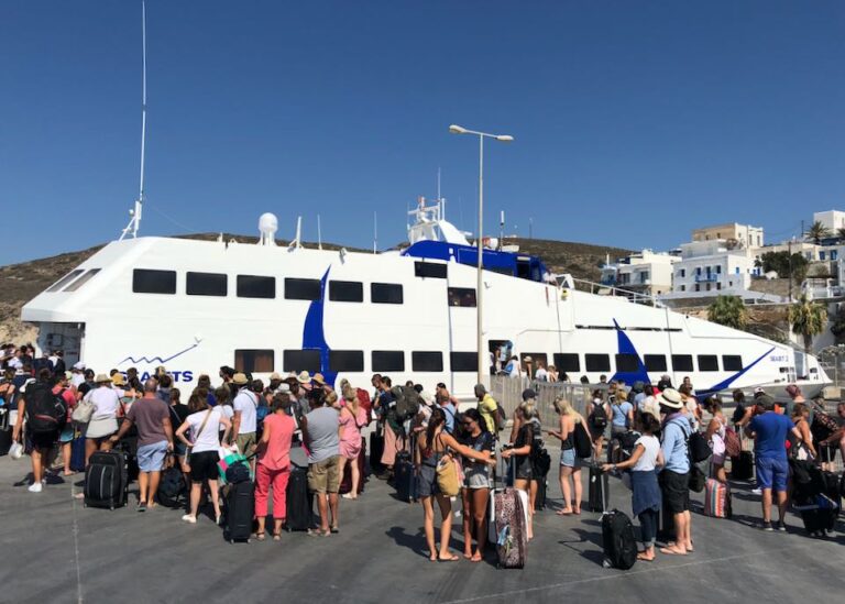 Athens to Santorini Ferry Tickets, Schedules, Prices