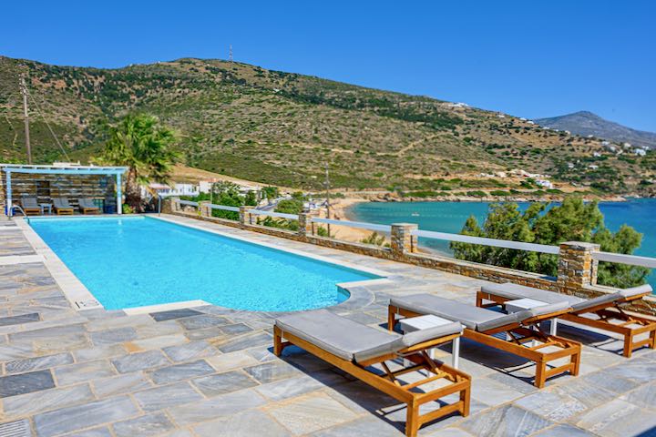 5-star hotel with pool in Andros.