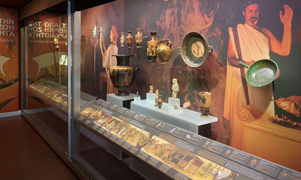 Museum display of Cycladic art