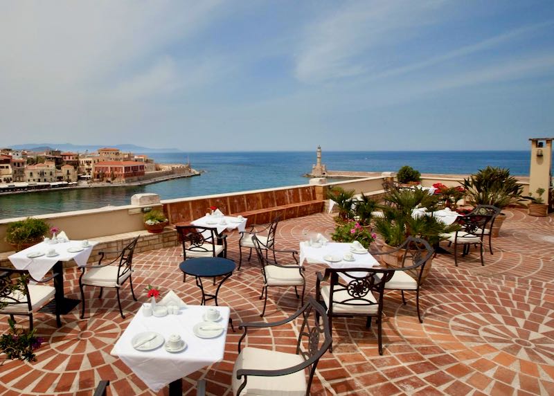 Hotel in Chania for families with view.
