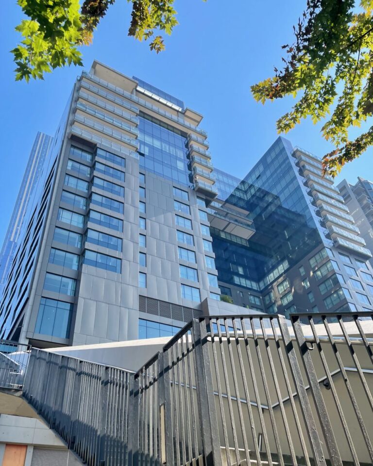 WHERE TO STAY in SEATTLE Best Areas & Neighborhoods