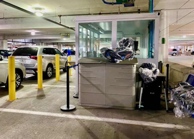 CAR RENTAL at FORT LAUDERDALE AIRPORT