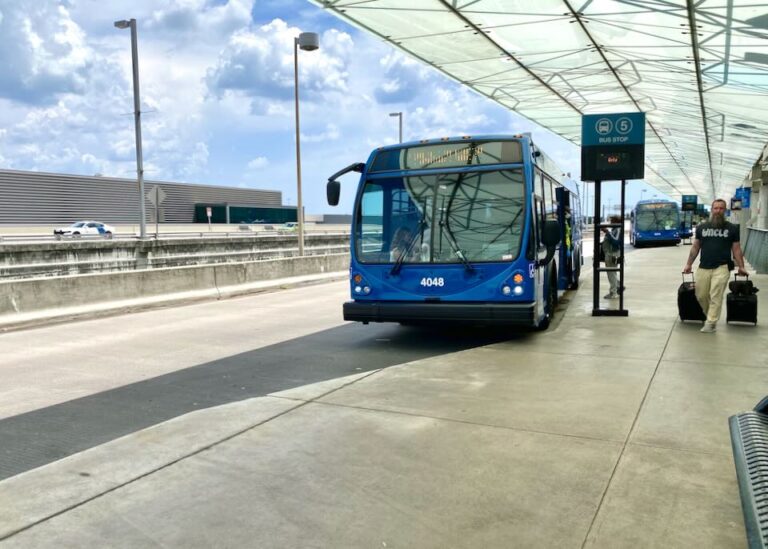 CAR RENTAL at FORT LAUDERDALE AIRPORT