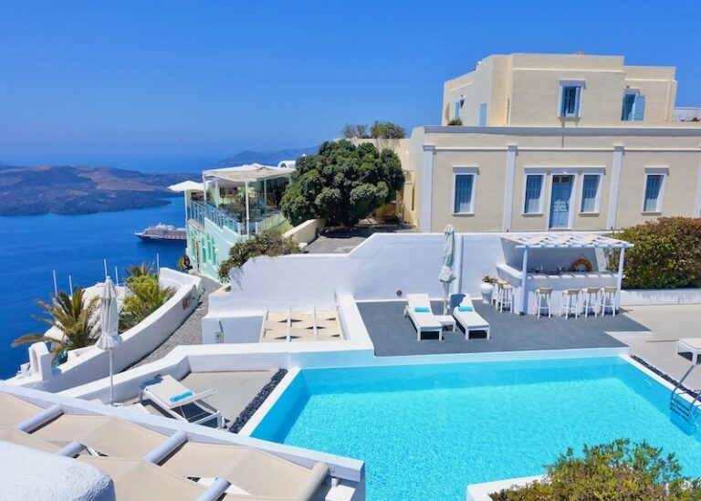 38 BEST FAMILY HOTELS & RESORTS in Santorini