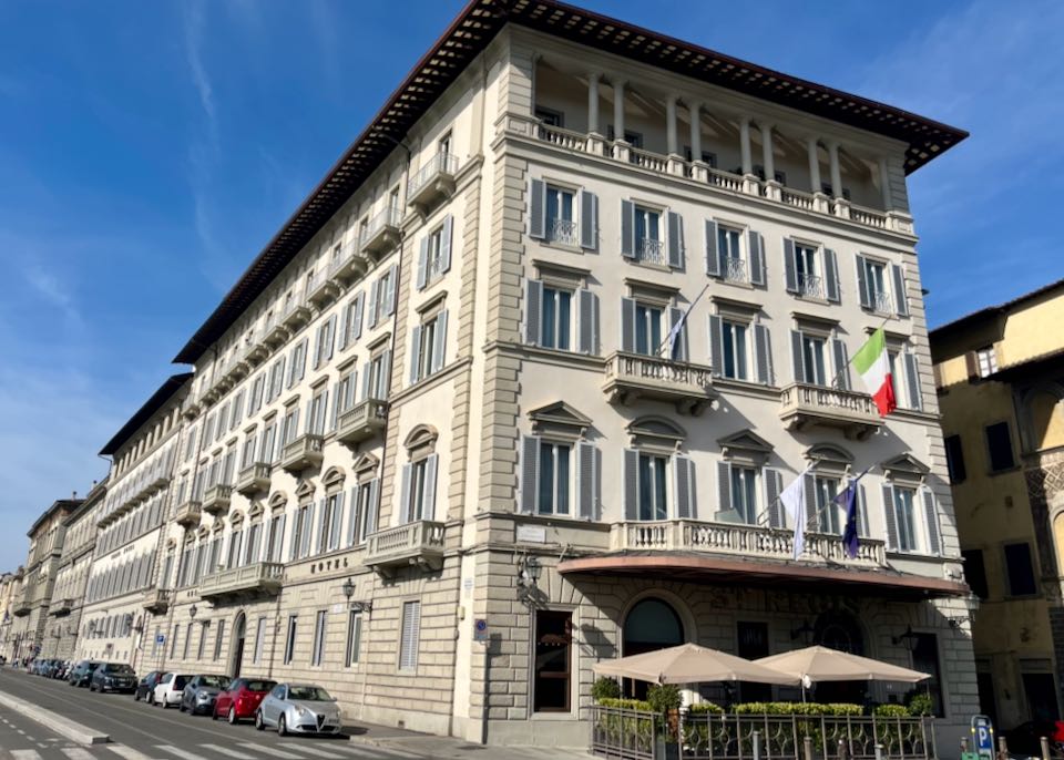 5-star hotel near Florence train station.