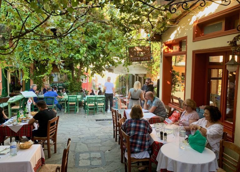28 Best Restaurants & Places to Eat in Athens, Greece