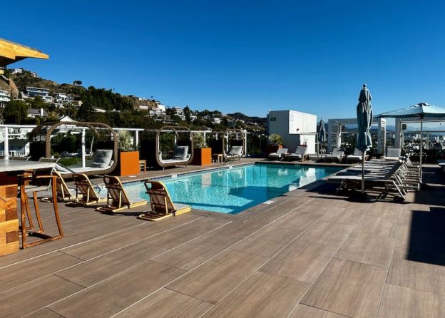 22 Best Hotels in Los Angeles - Couples, Families, First-Timers